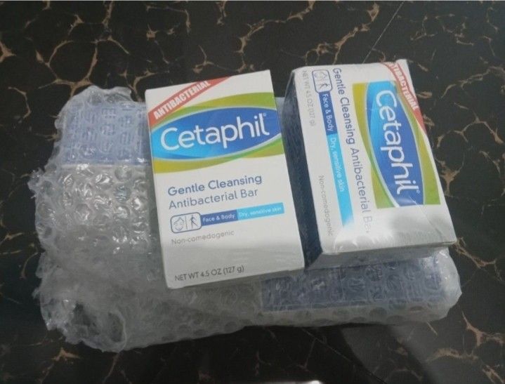 Cetaphil bath soap (Category: Bath) located in Angeles City. Submitted by kyarole.rn (Listing ID 1392431084, Image 1). Description: .