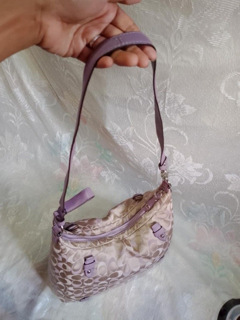 COACH Purple (Category: Luxury Bags & Wallets) located in Tuguegarao City. Submitted by starzeke (Listing ID 1392484772, Image 3). Description: .