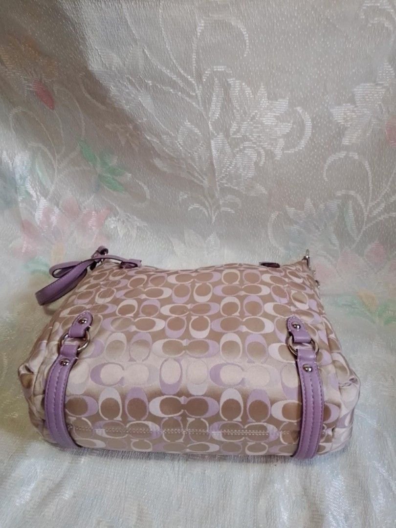 COACH Purple (Category: Luxury Bags & Wallets) located in Tuguegarao City. Submitted by starzeke (Listing ID 1392484772, Image 2). Description: .