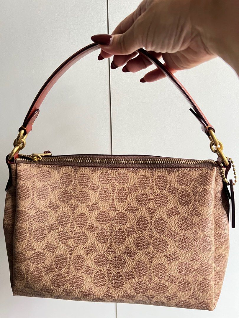 Coach Signature set bag & wallet (Category: Luxury Bags & Wallets) located in Angeles City. Submitted by beautyforkeeps (Listing ID 1392371482, Image 3). Description: Brand new Coach Signature Bag, Wallet and Bag strap, bought in US Coach boutique store.🇺🇸💯 Includes: Shay two way crossbody and shoulder bag- Php 11,400 Signature small flap wallet- Php 5499 Signature bag strap- Php 5499 with Coach box and ribbon SALE for this set 19k!!!!! MOP: B