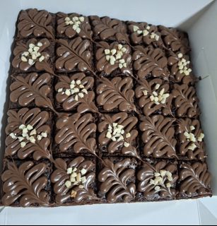 (Category: ) located in . Submitted by oyin_bakes (Listing ID 1392397235, Image 1). Description: .