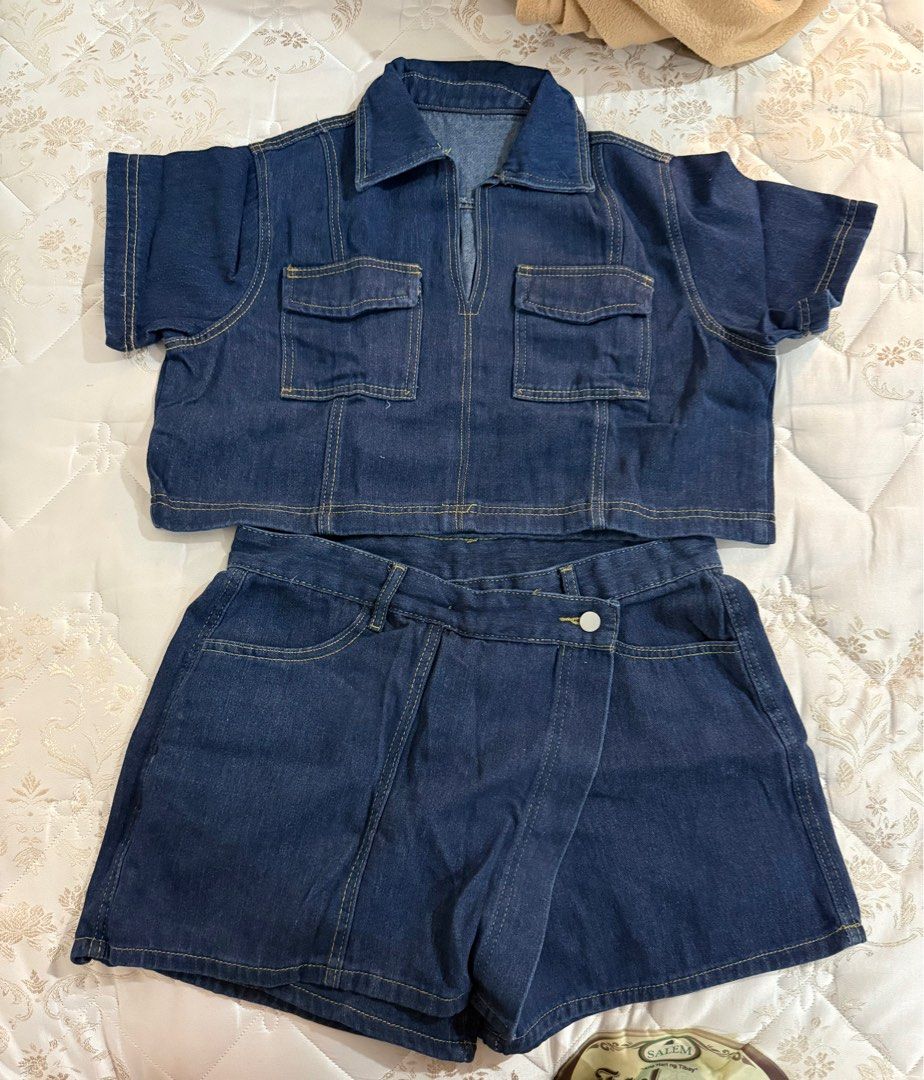 Denim Coordinates Large (Category: Sets or Coordinates) located in Mabalacat. Submitted by .jellyfish_ (Listing ID 1392305734, Image 1). Description: RFS: Wrong size.