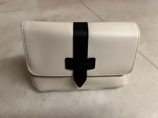 （分類：）位於 。 由 zoeccc. 提交（商品編號 1392450544，圖片 1）。簡介： 。