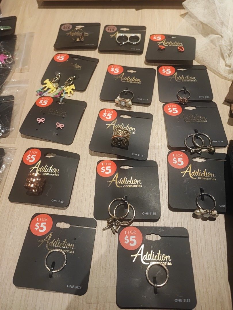 Earring, ring (Category: Accessories) located in Singapore. Submitted by izume39 (Listing ID 1392371094, Image 1). Description: New 5 for $10 More discount if you buy more, pm me for variety & details.