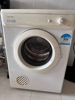 (Category: ) located in . Submitted by awast (Listing ID 1392363306, Image 1). Description: .