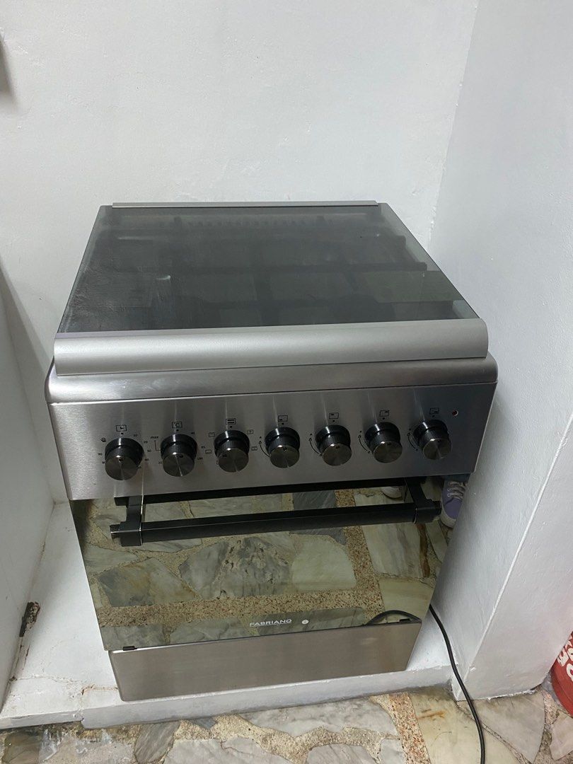 Fabriano Gas range with electric oven (Category: Cookers) located in Makati City. Submitted by poms16 (Listing ID 1392488276, Image 3). Description: For Sale: Stove Range – 4 Gas Burners with Electric Oven • ✅ Good as new, only 1 year used • ✅ 4 gas burners + built-in electric oven • ✅ Well-maintained and in excellent condition • 💡 Reason for selling: moved to a new residence, no space for gas tank, shifted to electric stove .