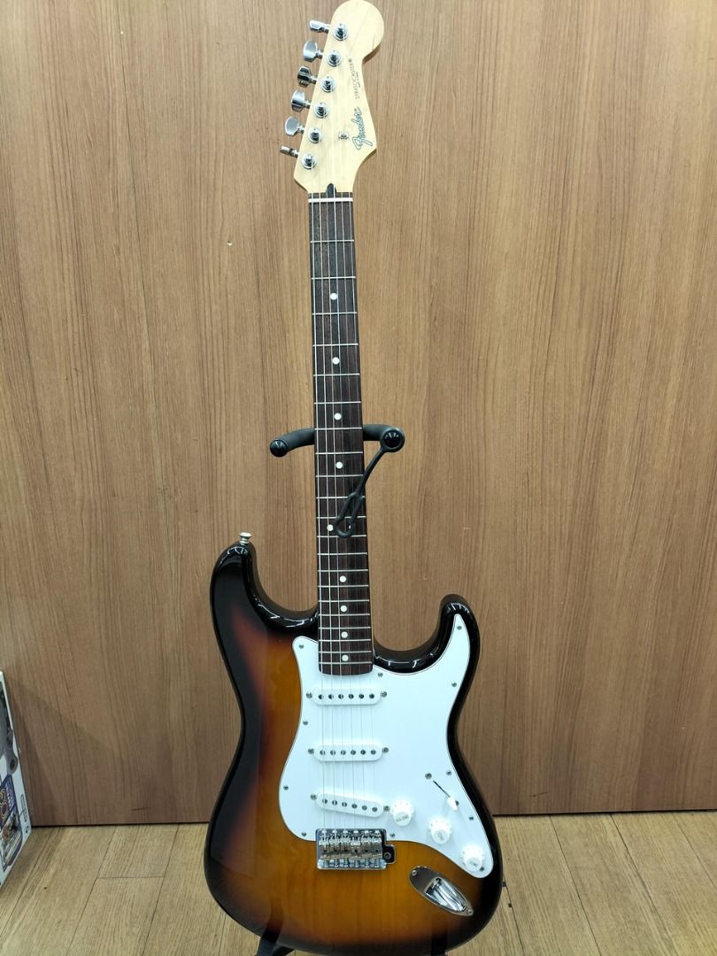 ギター Fender Japan ST-50 3TS/R Stratocaster Fender Japan ST-50 3TS/R Stratocaster