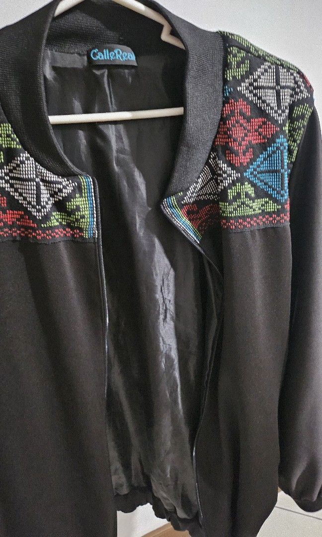 Filipiniana Jacket (Category: Coats, Jackets and Outerwear) located in Quezon City. Submitted by 88jellyfish88 (Listing ID 1392425946, Image 2). Description: Bought this item for 9k in Iloilo (store is like Kultura but inside Mega World mall I forgot the name). It's a jacket with traditional weave. It's unisex but seems sizing is for slimfit male. I'm 5'3 and it's too long for me. Probably can fit medium-large na payat guy. 💶 Gcash/bank transfer