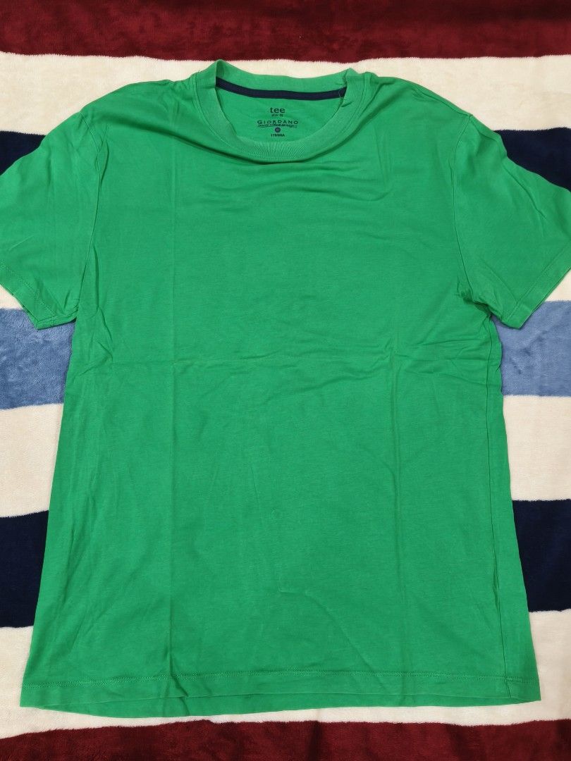 Giordano Green Plain Tee Shirt (Category: Tshirts & Polo Shirts ) located in Quezon City. Submitted by jasonla03 (Listing ID 1392337663, Image 1). Description: 💵 Dimension: 27 x 19 M 💯 Legit/Authentic ▪️DM me if interested 📩 ▪️Delivery via Lalamove, Grab, LBC, or J&T ▪️Loc: Kamuning Area, Quezon City.