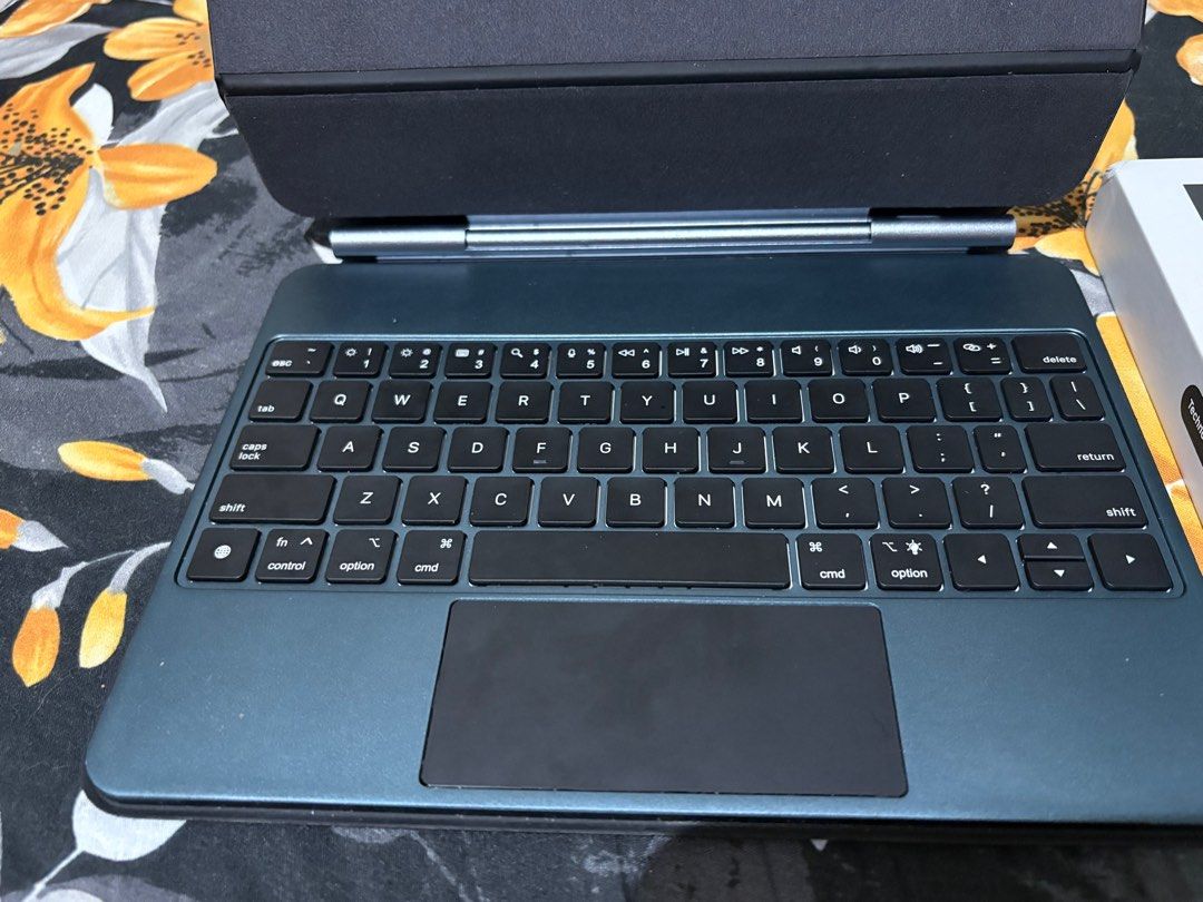 Ipad Goojodoq Wireless Keyboard 5th gen , 10.9inch (Category: Computer Keyboard) located in Marikina City. Submitted by luciamartine (Listing ID 1392452843, Image 2). Description: This was only used for 3 months very slightly used. Working and in good condition! Rfs: needs funds MoP: Gcash/Maya Shipping is on customer I do NOT respond to ‘what is your last price?’ The price stated IS the last price. If you have an offer, then make it. .