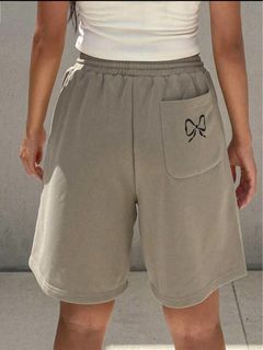 (Category: ) located in . Submitted by 3hriftystyles (Listing ID 1392485485, Image 1). Description: .