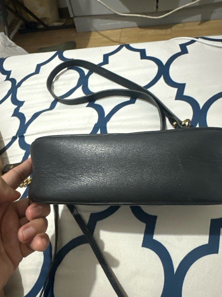 Gucci Marmont camera bag (Category: Luxury Bags & Wallets) located in Marikina City. Submitted by purplestash28 (Listing ID 1392449869, Image 2). Description: pre loved heavily used bag exterior looks okay but the inside’s lining needs to be replaced has tears.