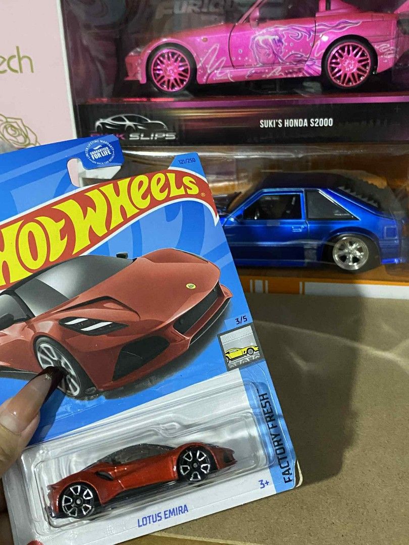 Hotwheels Lotus Emira (Category: Vehicle & Diecast Models) located in Manila. Submitted by rufustilinskitwo (Listing ID 1392425473, Image 1). Description: .