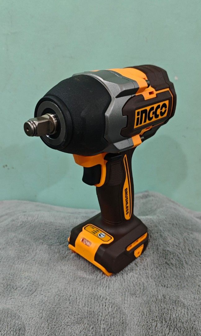 Impact wrench (Category: Construction Tools & Equipment) located in Marikina City. Submitted by ceejayhans (Listing ID 1392456416, Image 2). Description: ingco impact wrench brandnew and original 850nM ( pang elf at pick up ) brushless motor baretool only no battery and charger included no box or case included montalban located.