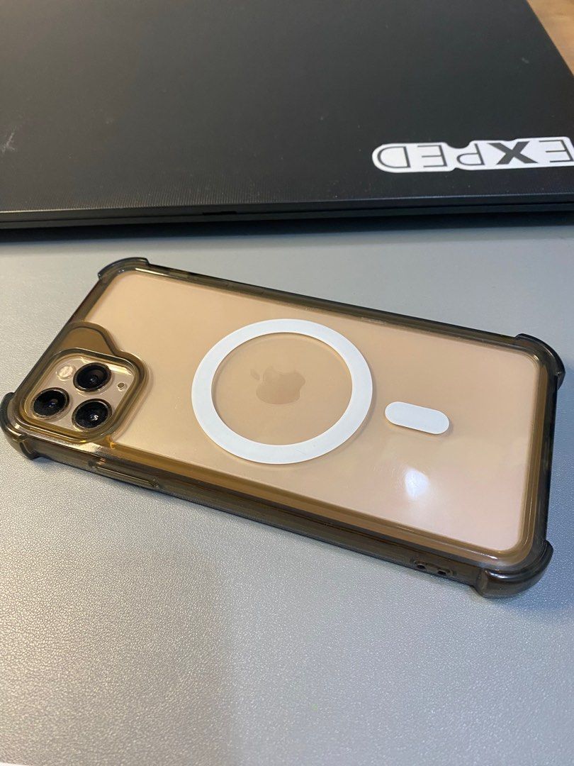 Iphone 11 Pro Max 64 gb Factory unlocked (Category: iPhone 11 Series) located in Angeles City. Submitted by edelle18 (Listing ID 1392434351, Image 1). Description: For Sale Iphone 11 Pro Max Gold 64 Gb Factory unlocked Face ID ok No icloud all original parts Never been repaired / di pa nabuksan 71 battery health 100% smooth no dents only issue ear speaker need palinis or paayos the rest all ok with charger and many cases.