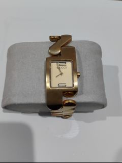 Jam tangan wanita, Fesyen Wanita, Jam Tangan di Carousell