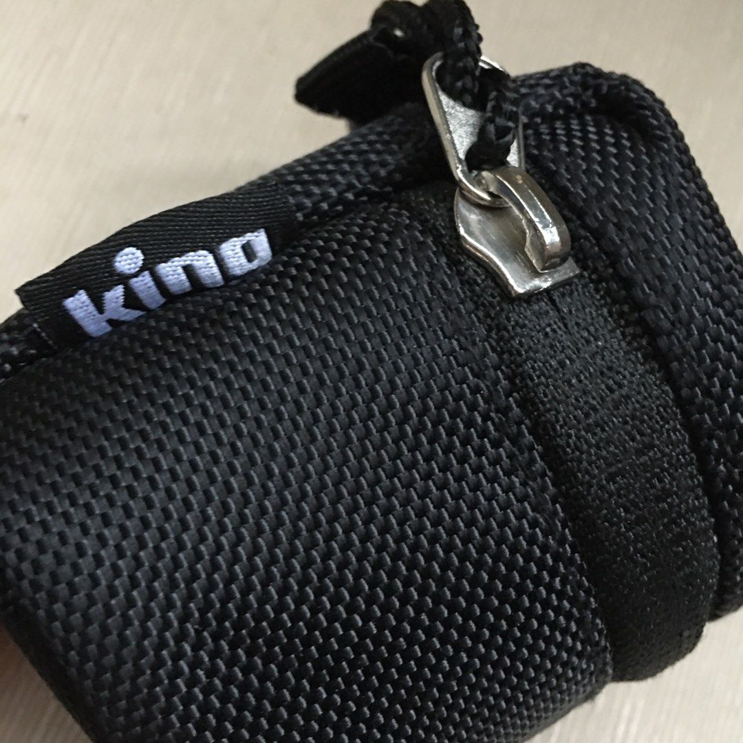 King Camera Lens Pouch (Category: Other Photography Accessories) located in Tarlac. Submitted by greatfindstrlc (Listing ID 1392385951, Image 1). Description: KING brand, black: color, size: Height: 7cm , Radius: 5cm.