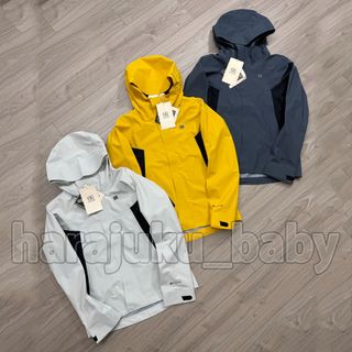收兩件T1 Uniform Jacket 2024 M + S [無字/Gumayusi / Oner