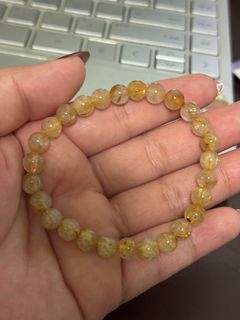 (Category: ) located in . Submitted by lovaceee (Listing ID 1392471318, Image 1). Description: .