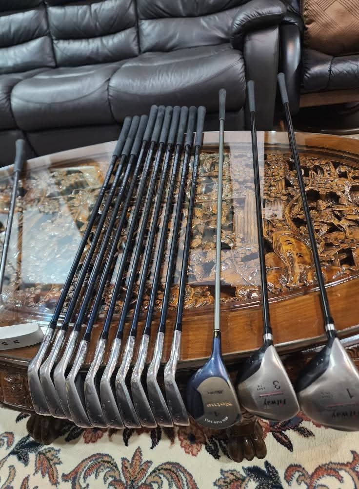 LEFTY MIZUNO ZEPHYR GOLF SET (Category: Golf) located in Paranaque City. Submitted by chips24 (Listing ID 1392302309, Image 1). Description: For Sale Lefty Set. *Mizuno Zephyr SR flex graphite shaft irons *Mizuno Notus 4 wood R flex *Fitway 3 wood R flex *Fitway Driver R flex. Bag included for only 19.8k pick up Bf Paranaque free shipping within MM..