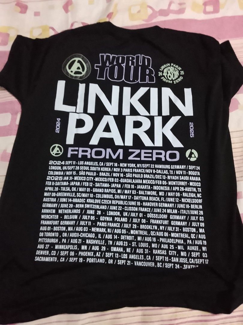 Linkin Park From Zero Size XL Local (Category: Tshirts & Polo Shirts ) located in Mauban. Submitted by danielpasamba (Listing ID 1392393484, Image 2). Description: Bought from Online App. RFS: Maliit sakin/Too Small.