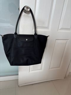 100+ Circle handle tote bag For Sale Tote Bags Carousell Singapore