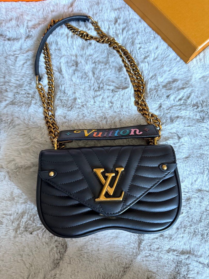 Lv New wave Small (Category: Luxury Bags & Wallets) located in Angono. Submitted by sam.sam15 (Listing ID 1392328938, Image 1). Description: Like new lv new wave small with dustbag and box.