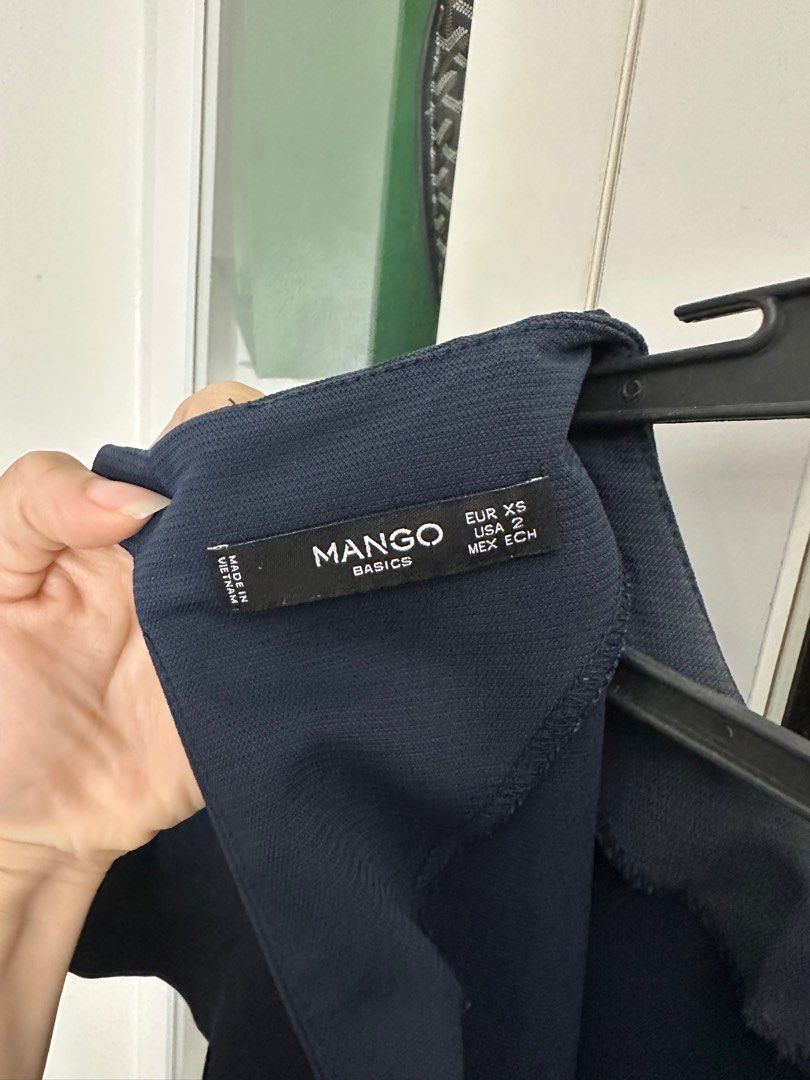 Mango Textured T-shirt Dress (Category: Dresses) located in Paranaque City. Submitted by giatorres (Listing ID 1392475855, Image 3). Description: .