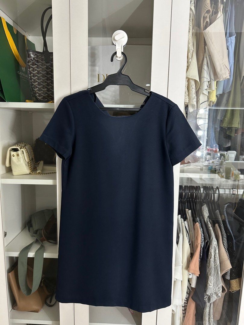 Mango Textured T-shirt Dress (Category: Dresses) located in Paranaque City. Submitted by giatorres (Listing ID 1392475855, Image 1). Description: .