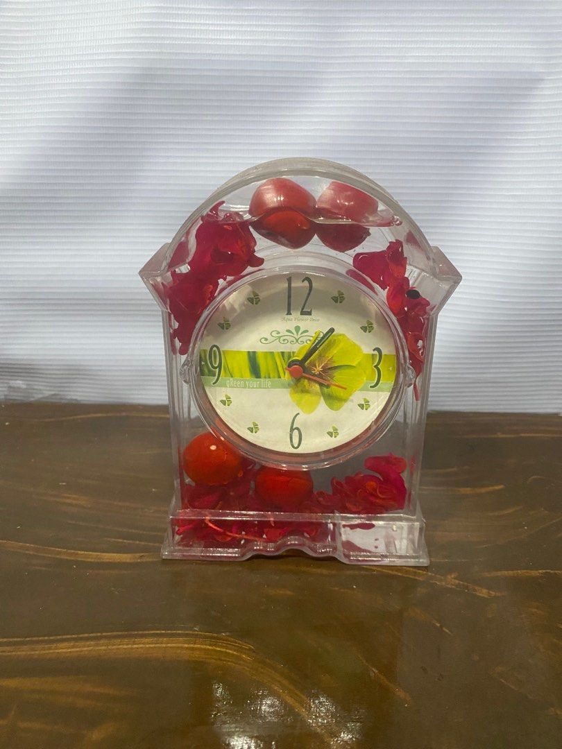 Mini Water Clock (Category: Clocks) located in Manila. Submitted by pinkmoschino (Listing ID 1392437756, Image 1). Description: .