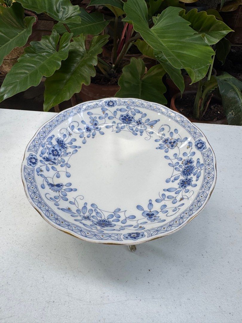 One piece Narumi Milano medium size bowl (Category: Dinnerware & Cutlery) located in Davao. Submitted by parteawares2 (Listing ID 1392359356, Image 3). Description: One piece Narumi Milano medium size bowl bone china made in Japan .