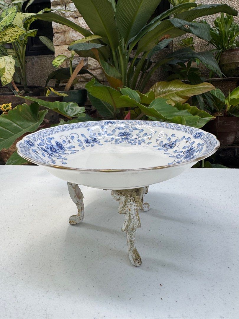 One piece Narumi Milano medium size bowl (Category: Dinnerware & Cutlery) located in Davao. Submitted by parteawares2 (Listing ID 1392359356, Image 1). Description: One piece Narumi Milano medium size bowl bone china made in Japan .