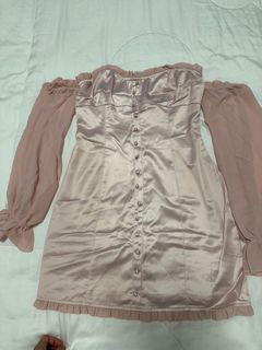 (Category: ) located in . Submitted by ilovetutu (Listing ID 1392352476, Image 1). Description: .
