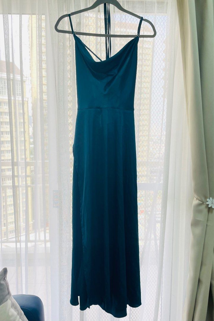 Shein Blue Green / Teal dress (Category: Evening dresses & gowns) located in Mandaluyong City. Submitted by krsch (Listing ID 1392302052, Image 1). Description: .