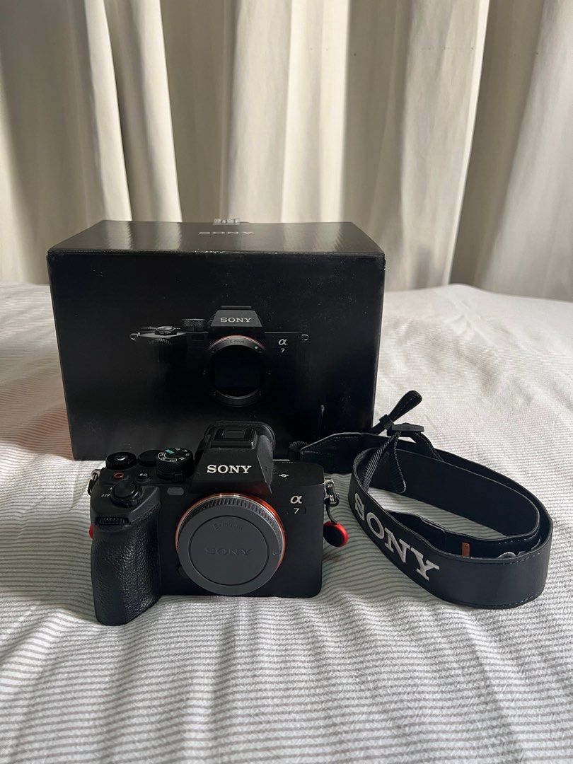 Sony a7iv with SEL2870 kit lens (Category: Cameras) located in Rizal. Submitted by shop.preloved.ph (Listing ID 1392387665, Image 2). Description: RFS: will switch to a more compact body Bought at CameraHaus Original price Php 157,000 - with original box - original sony strap - original charger - neoprene camera case - walang gasgas (pwede sa maarte) - bihira gamitin Meetup: SM Megamall / Robinsons Antipolo.