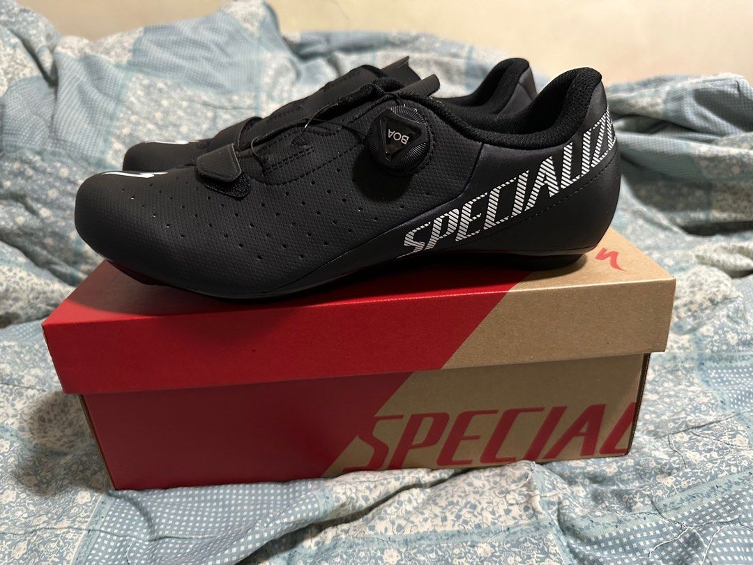 Specialized Torch 1.0 Road Shoes (Black) (Category: Bicycles) located in Paranaque City. Submitted by mrkdlfrndz (Listing ID 1392351688, Image 1). Description: BRAND NEW Specialized Torch 1.0 Road Shoes (Black) Size 43 SRP is P8,495 but selling for only P5,495! I also have SPD Pedals RS 500 available. Selling if for P2k. If you get both can give them away for P7k! .