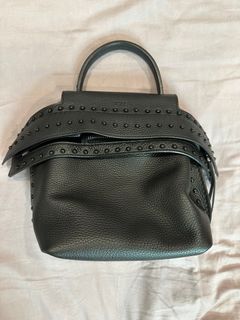 Tods wave bag For Sale Bags Wallets Carousell Singapore - Main Image
