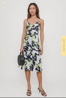 (Category: ) located in . Submitted by shopitup (Listing ID 1392396383, Image 1). Description: .