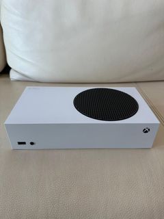 （分類：）位於 。 由 wardrobewolf 提交（商品編號 1392331080，圖片 1）。簡介： 。