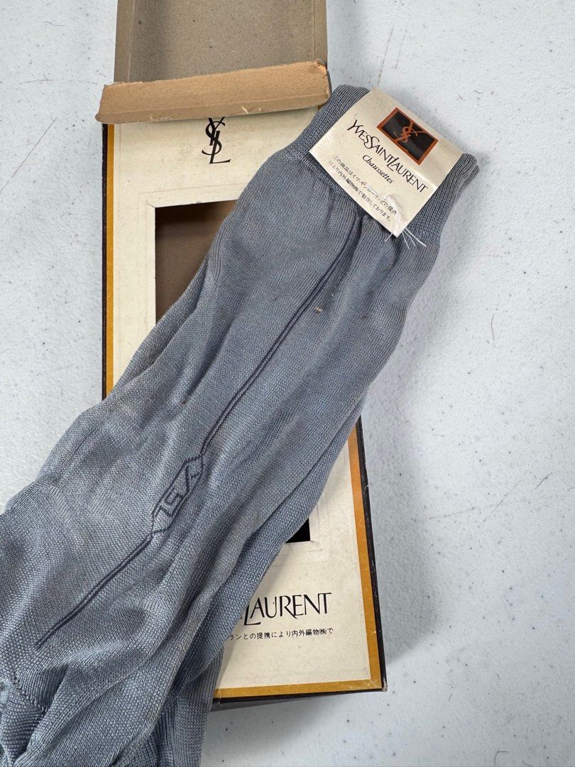 Ysl socks (Category: Socks) located in Davao. Submitted by parteawares2 (Listing ID 1392419722, Image 3). Description: One pair yves saint Laurent brand new with box .