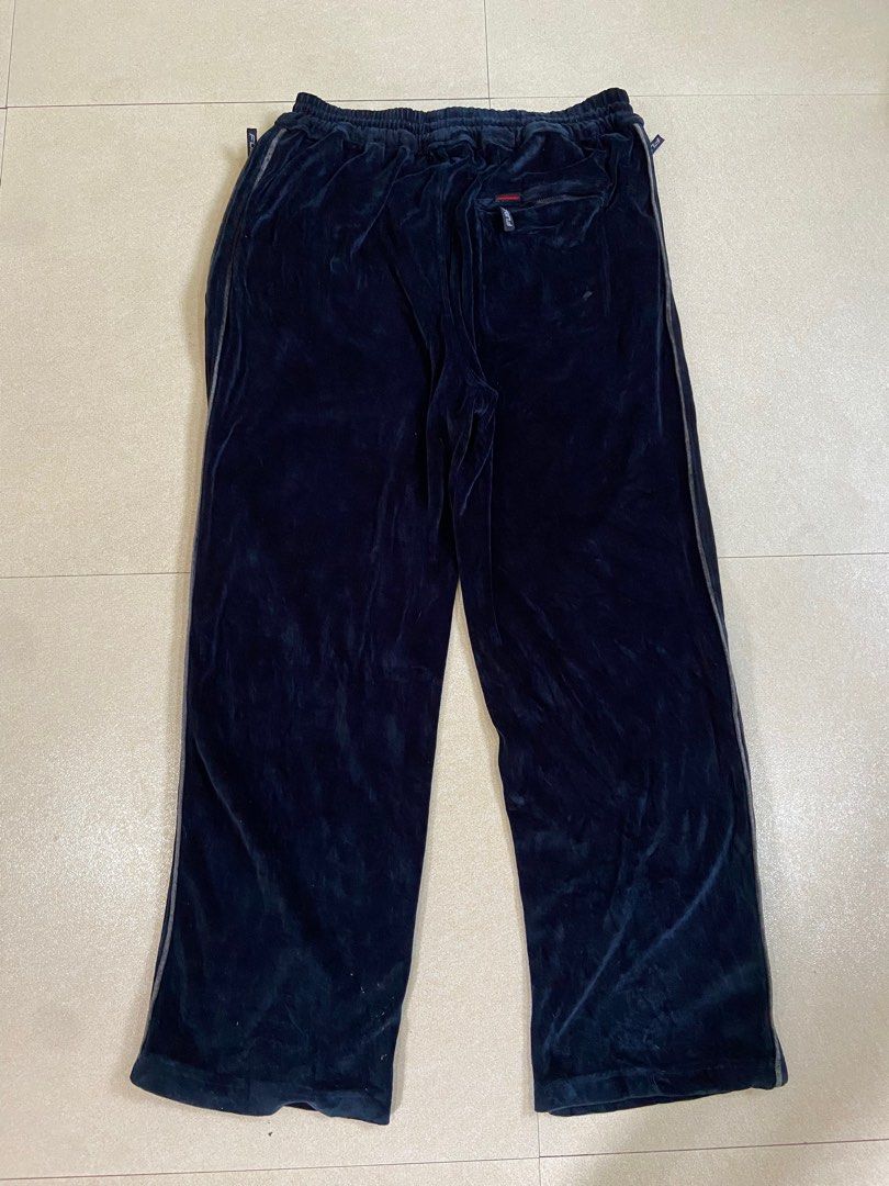 00s Fubu Dark Blue Velour (Category: Joggers) located in Butuan. Submitted by user71838272 (Listing ID 1392521177, Image 2). Description: free waist length: 45.