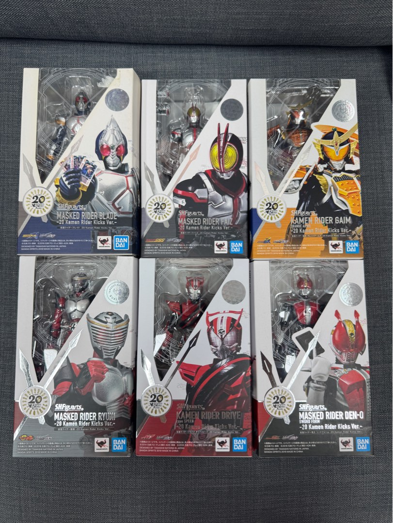 全新日版/行版幪面超人鎧武 555 Faiz 劍 龍騎 Drive 電王 20 Kamen Rider Kicks Ver. 連底座 假面騎士 ...