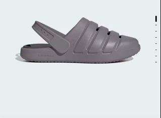 (Category: ) located in . Submitted by nikegoddess75 (Listing ID 1392639794, Image 1). Description: .