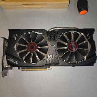 ASUS STRIX GTX970 DirectCU II Graphics Card64182732626690110