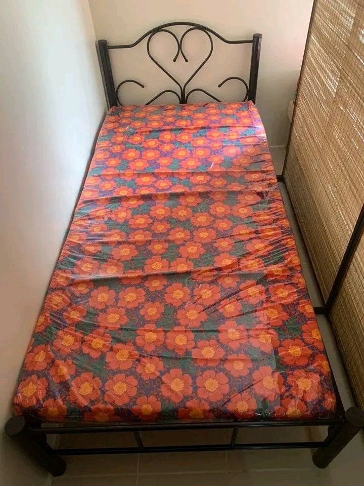 Bed frame single double deck rtype (Category: Bed Frames & Mattresses) located in Manila. Submitted by annapaduam46857 (Listing ID 1392626108, Image 3). Description: 🔹Bed frame 🔹 ➡️ Single ⬅️ ▪️ 30x75 ▪️ 36x75 ▪️ 48x75 ▪️ 54x75 ▪️ 60x75 ➡️ Double deck ⬅️ ▪️ 30x30x75 ▪️ 36x36x75 ➡️ R type ⬅️ ▪️ 36x48x75 ▪️ 36x54x75 ▪️ 36x60x75 ➡️ Split type & with faded ⬅️ ▪️ 36x75 ▪️ 48x75 ▪️ 54x75 ▪️ 60x75 ➡️ Pull out ⬅️ ▪️ 30x75 ▪️ 36x75 ▪️ 48x75 🔸Brand new 