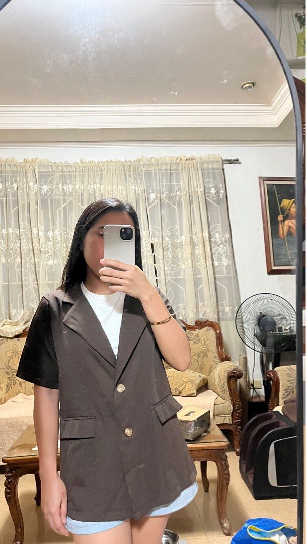 BKK Brown Blazer and Pants Coordinates (Category: Sets or Coordinates) located in San Pablo. Submitted by dans__preloved (Listing ID 1367142221, Image 3). Description: Bangkok Choco Brown Short sleeve blazer and pants coordinates Best fit small to medium Blazer Length: 24 inches Width: 18 inches Pants Length: 35 inches Waist: 24 to 28 inches (garterized) BKK coordinates .