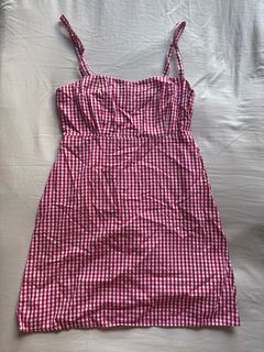 100+ Wrap dress brandy melville For Sale Dresses Carousell