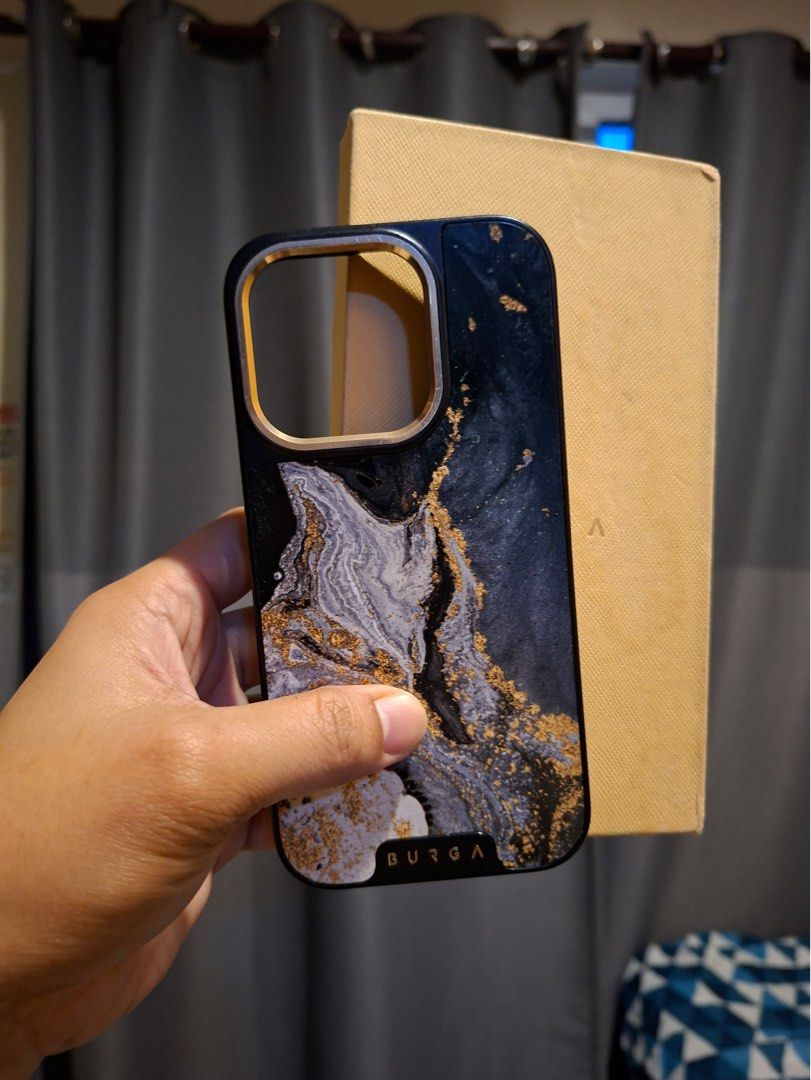 Burga Elite Magsafe for 15 pro (Category: Cases & Sleeves) located in Talavera. Submitted by bevslopez12 (Listing ID 1388911828, Image 1). Description: Burga Elite Magsafe For 15 pro Still in good condition, with box ₱1,500 RFS: Upgraded.