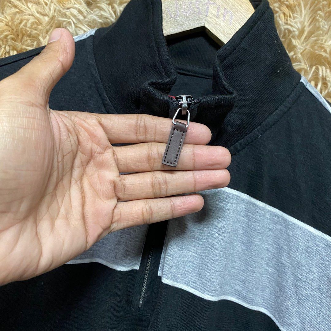 CHAPS MEN’S QUARTER ZIP LONG SLEEVE (Category: Formal Shirts) located in Butuan. Submitted by thriftingz143 (Listing ID 1392677714, Image 3). Description: excellent to new condition no issue, need wash only 9.8 or better color rate size large on tag.
