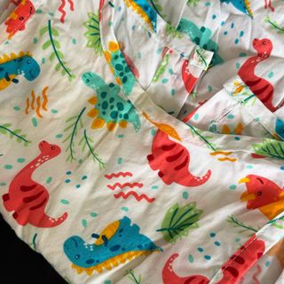 (Category: ) located in . Submitted by hellocloset (Listing ID 1392577750, Image 1). Description: .